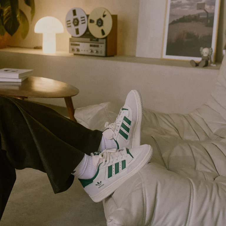 a7e7fbd6699c8983b7795c29dbea974961f75775_GX2213_adidas_Centennial_85_Low_Cloud_White_Metal_Grey_Cream_White_sm_12_768x768_crop_center_76ae3143-4f6b-4ac8-808d-6ed92857431f